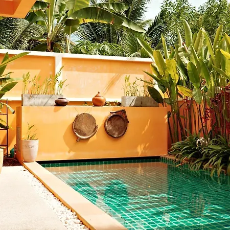 The Orange Villa Near Beach 海灘附近的家庭別墅 Kamala Beach Exterior photo