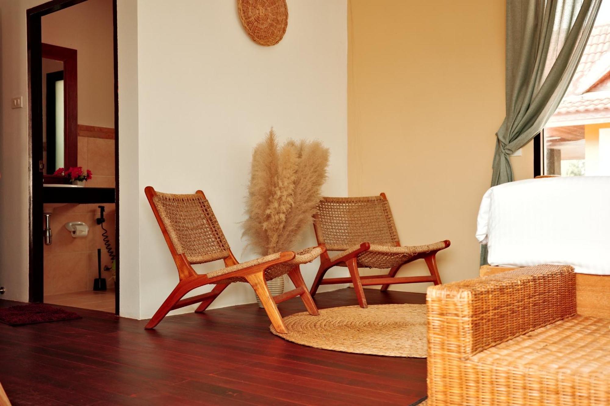 Vila The Orange Near 海灘附近的家庭別墅 Pantai Kamala